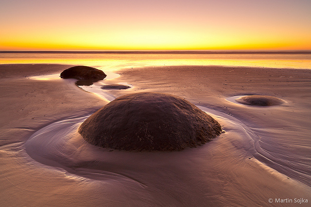 5814653348_37612469a9_z