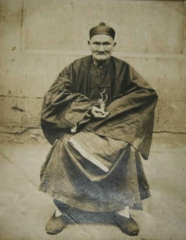 https://granmisterio.org/wp-content/uploads/2017/08/324cc-li_chingyuen.jpeg